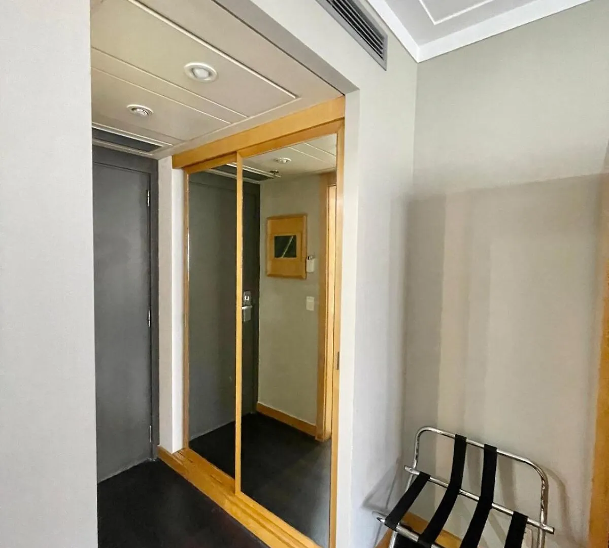 Flat Particular Incrivel No Hotel Interc Paulista Com Vaga Sao Paulo Apartment